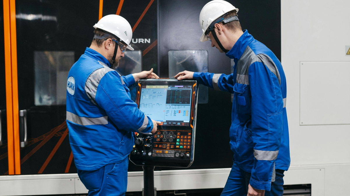 CNC Operator vs CNC Programmer: What Skills Employers Should Test Separately