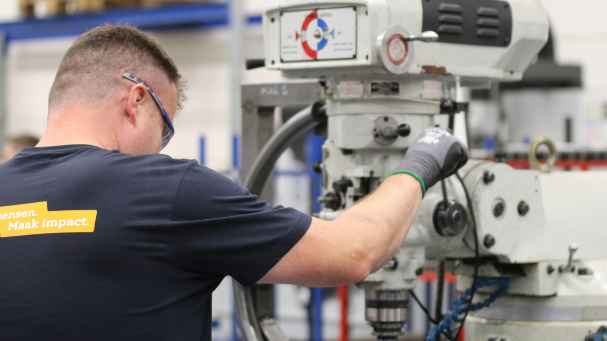 How Multi-Machine Supervision Is Changing CNC Job Requirements
